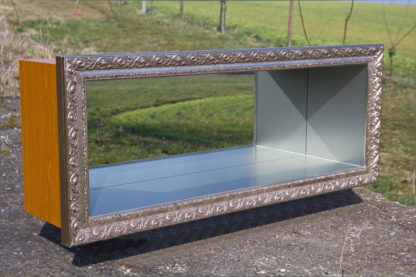Spiegelwandbar