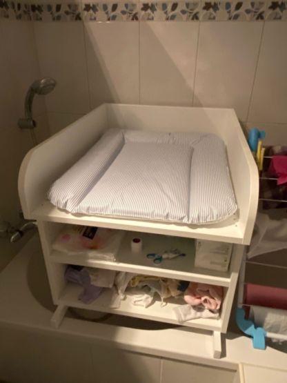 Changing table attachment